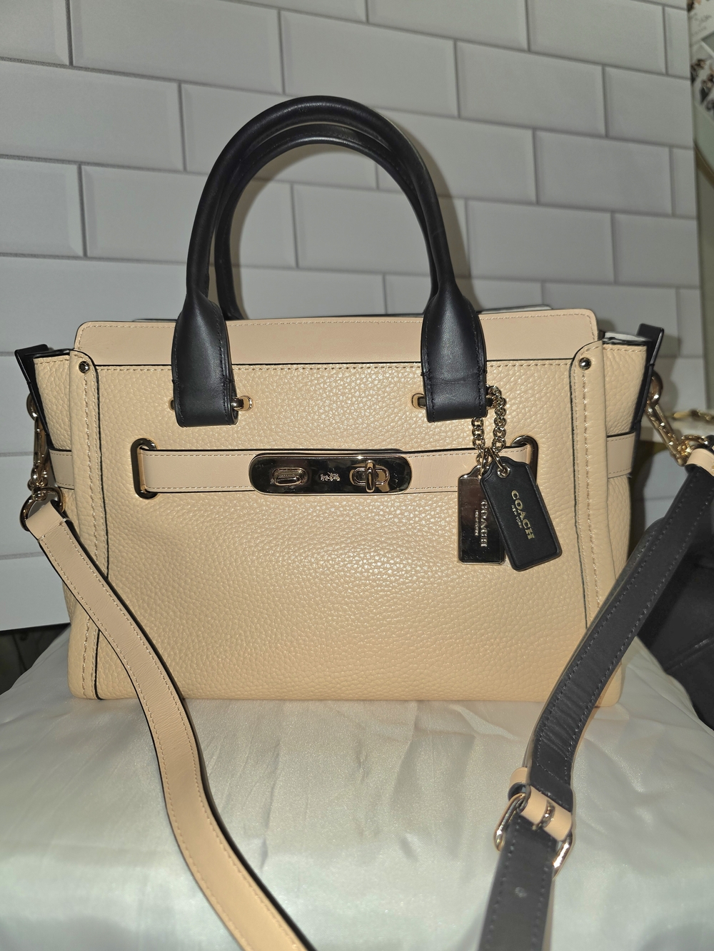 Coach Pebbled Leather Swagger 27 in Peach Salmon and Black (Style 34417) - Picture 6 of 16